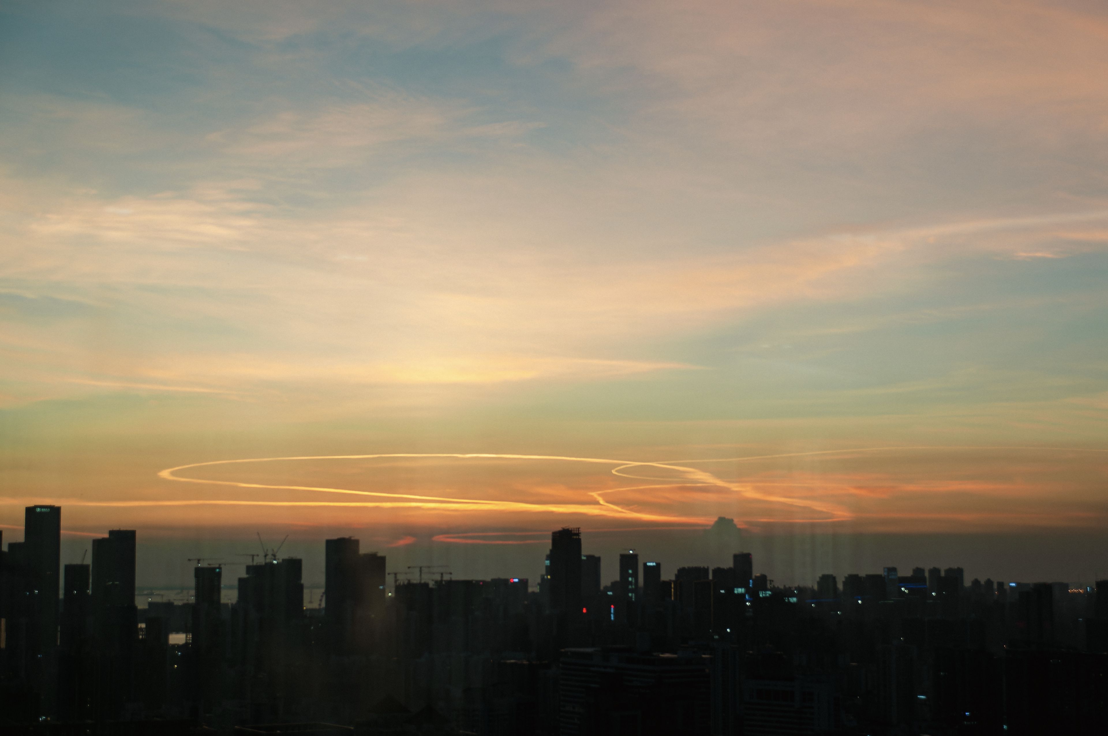 滨海夕阳