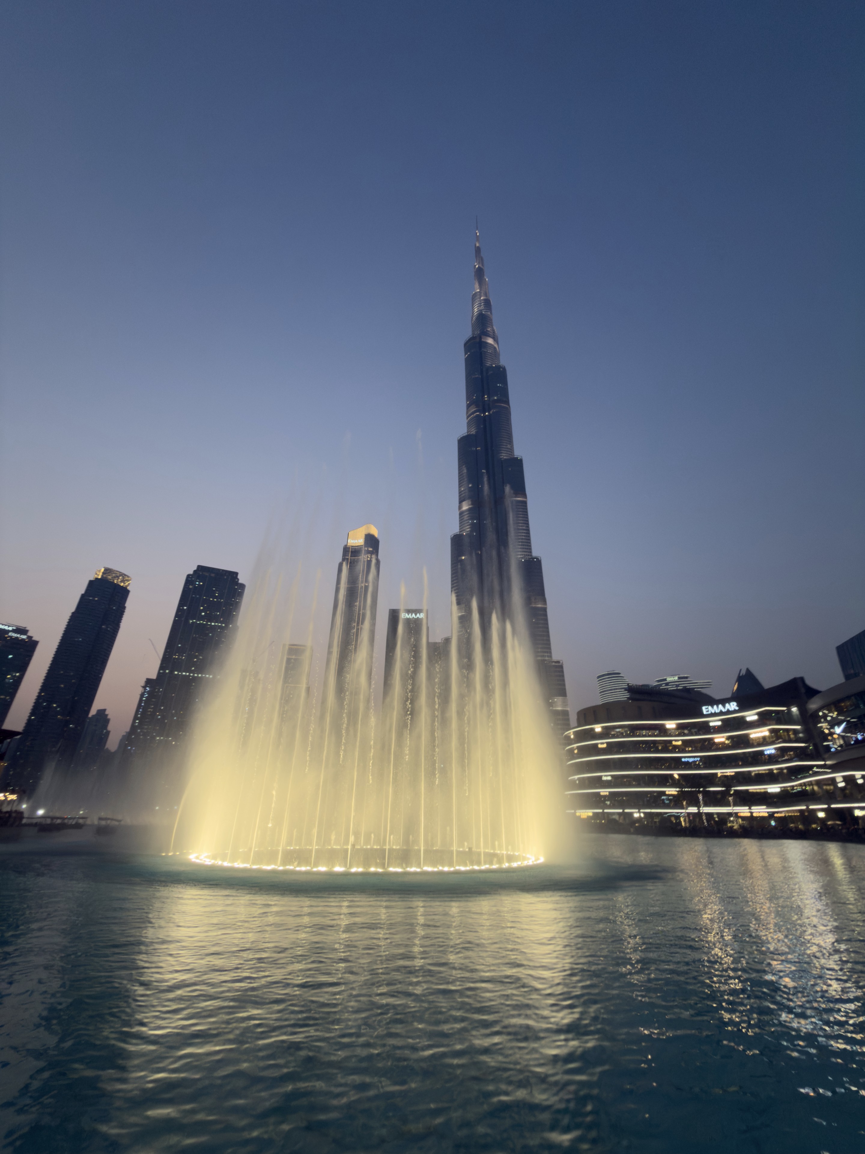 迪拜塔音乐喷泉