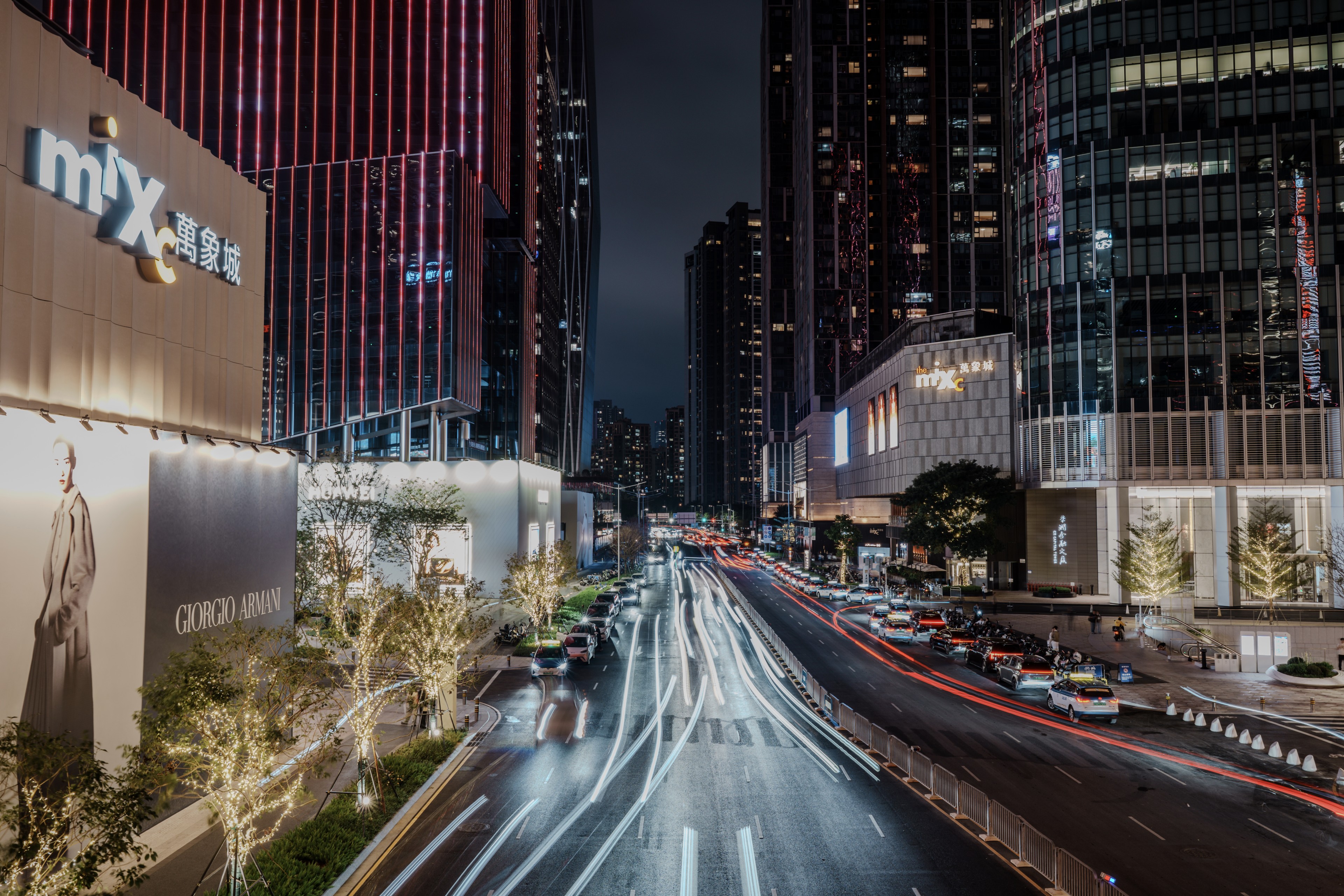 深圳湾的流光溢彩